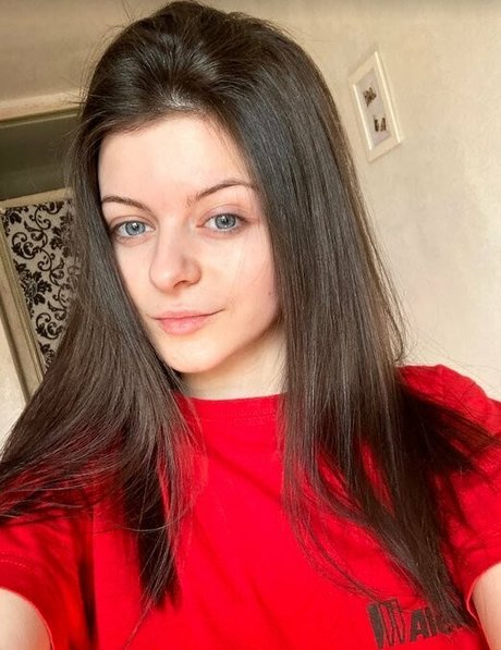 Ivy Sugar schauspielerin nackten foto