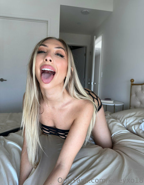 Kaleyxo18 perfekte nackt foto