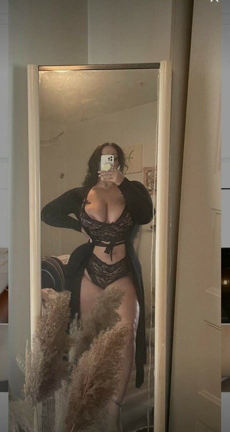 MiMiko Divine erotische xxx galerie