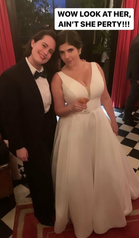 vollbusige brünette onlyfans nacktheit heiße fotos