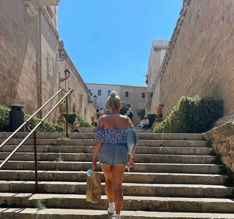 Olivia D erwachsene nacktheit bild