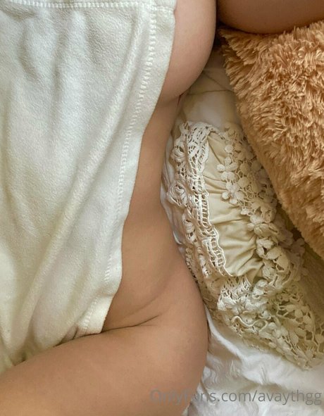 Haniimae model erwachsene fotos