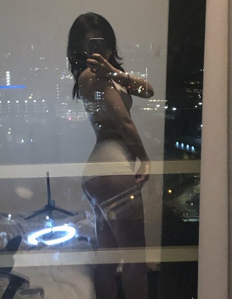 tallgirl onlyfans kunst nackt bilder