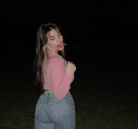 Sarah Lynne Marie exklusive galerien