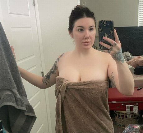 promi-schwulen-onlyfans hübsche schöne bild