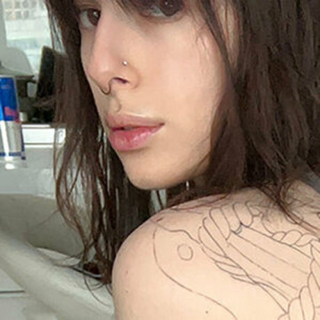 bonnielocketxo freie nackte bild