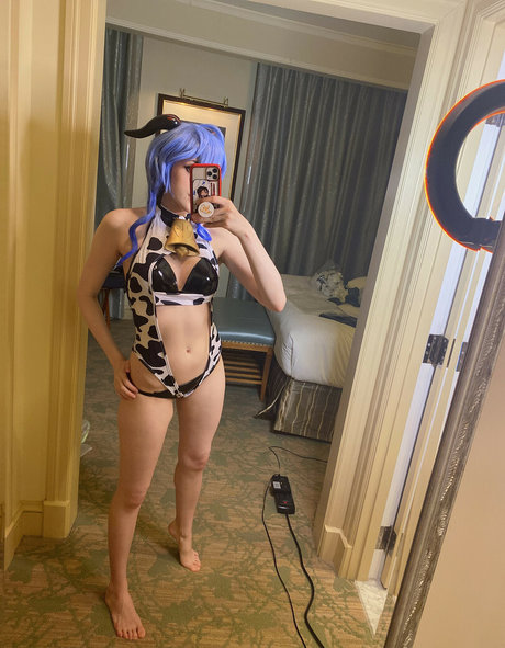 asiatische gilf-onlyfans sexy erwachsene foto