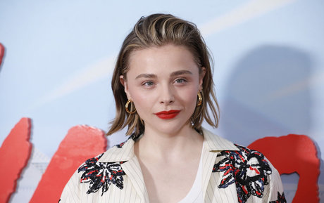 dessous-onlyfans hübsche akt bild