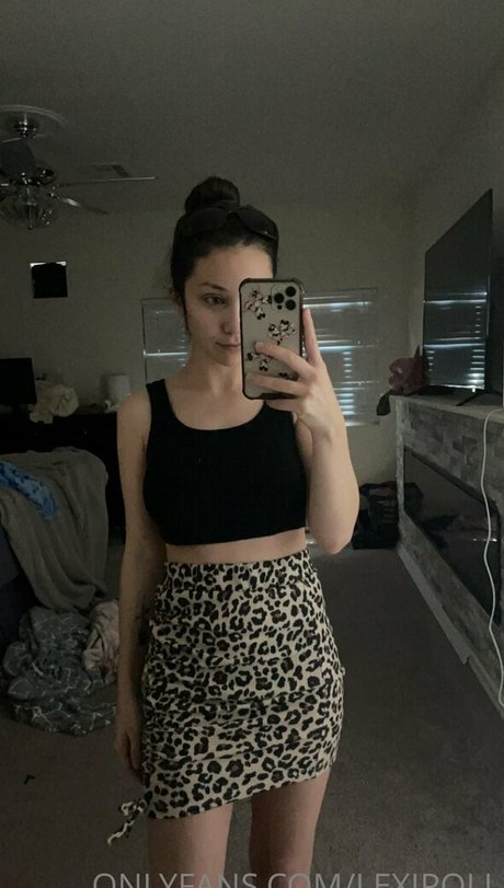 Lexi Poll ASMR xxx kostenlose bilder