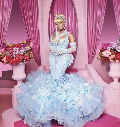 Nicki Minaj porno nackte fotos