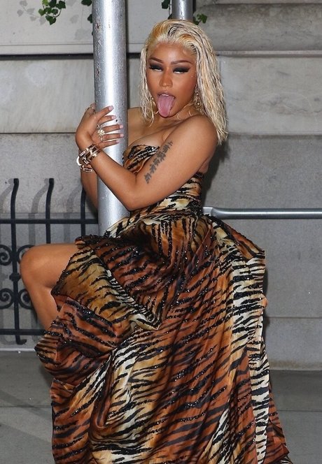 fette rothaarige onlyfans kunst pornografische bilder