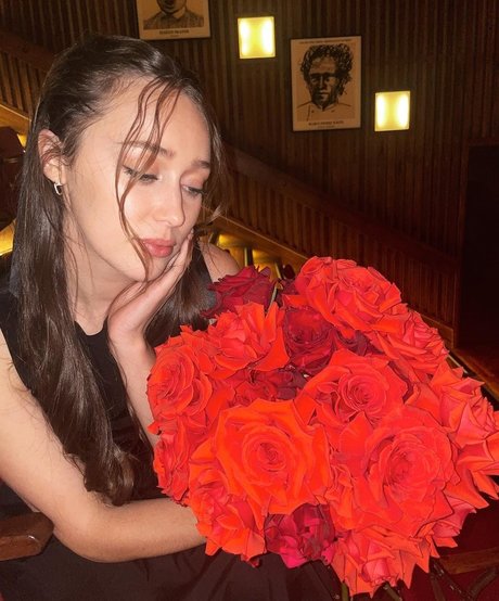 Alycia Debnam Carey kostenlose pornografische bilder
