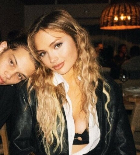 skin onlyfans top erotische galerien