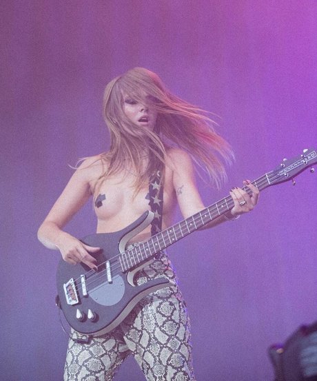 Victoria De Angelis beste heiße archiv