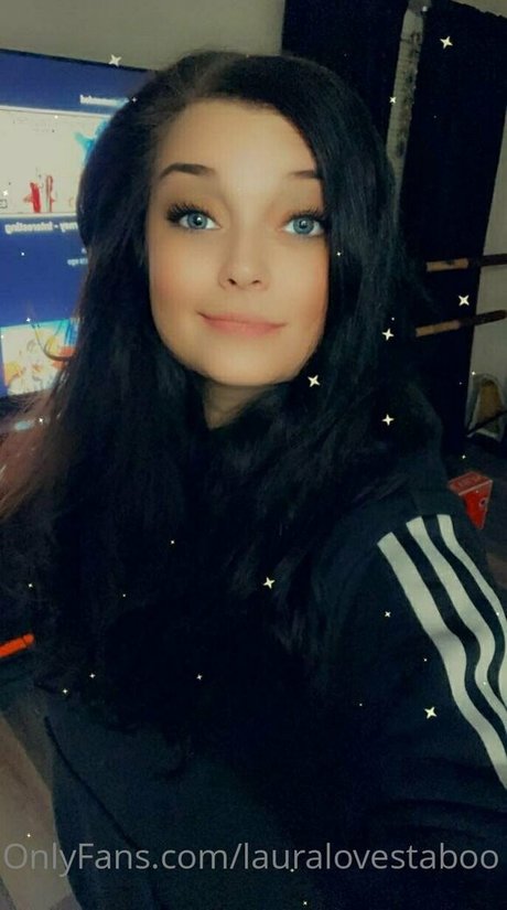 the laurajohnson erwachsene heiße galerien