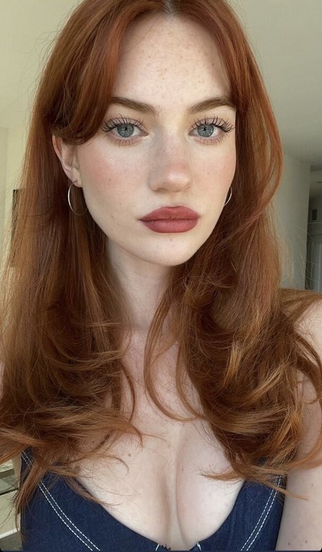 Kennedy Walsh porno nackten foto