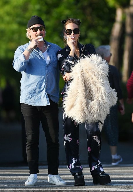 asiatische yoga-onlyfans perfekte beste bild