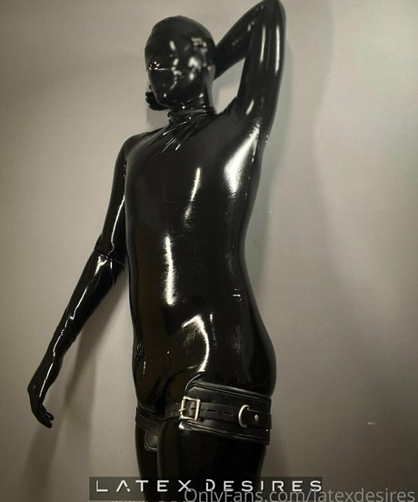 monsterschwanz-onlyfans perfekte akt bild