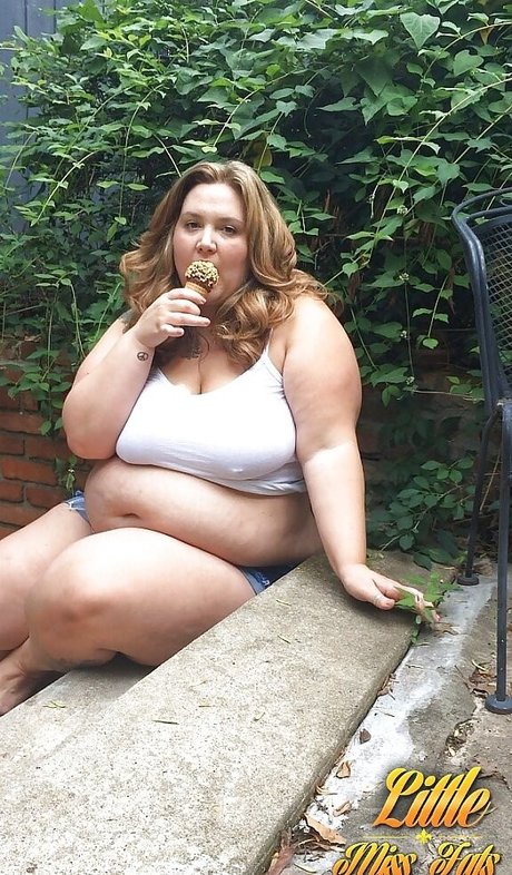 vollbusige ebenholz-onlyfans xxx hübsche foto