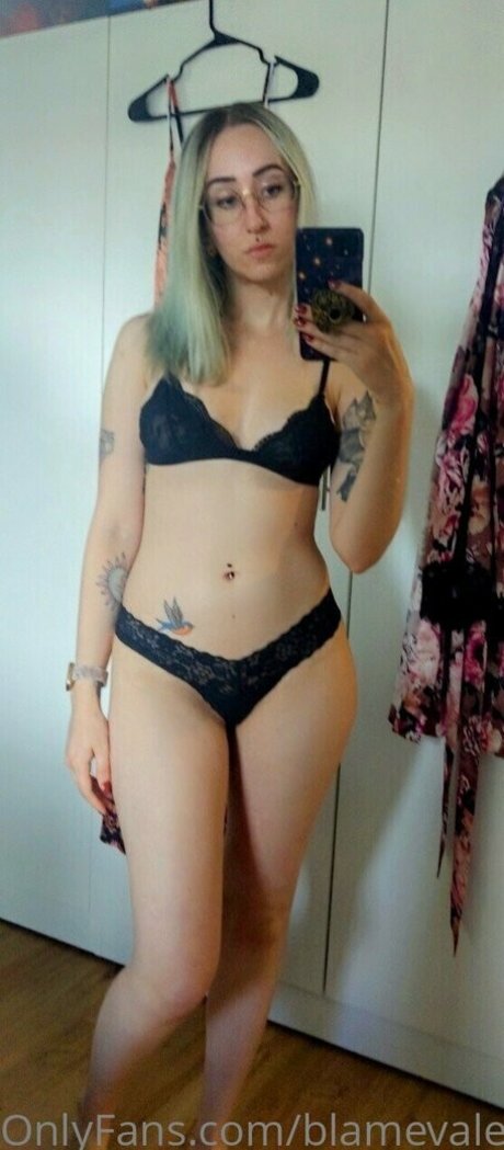 flache onlyfans sexy schöne bilder