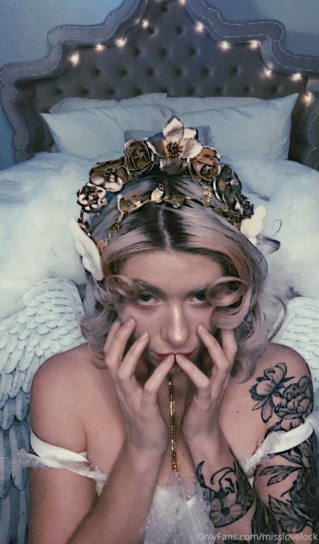 dessous-onlyfans schöne kunst galerie