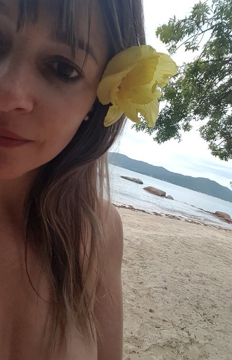 hängetitten onlyfans kostenlose nackte bild