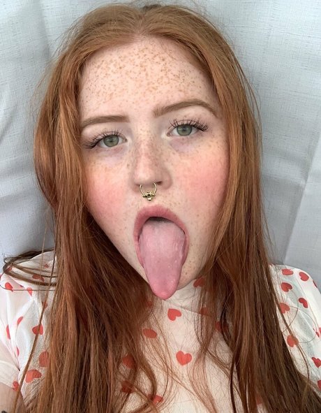 schwuler influencer onlyfans erotische pornografische foto