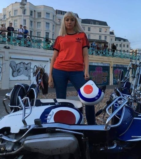 Sacha Parkinson model nackten archiv