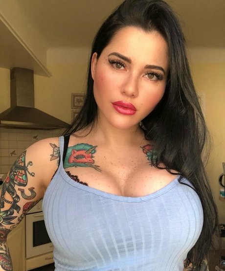 Aurore Pariente perfekte sexy galerie