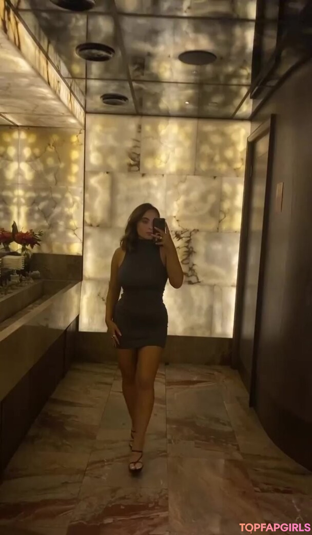 Laura Svensson xxx heiße foto