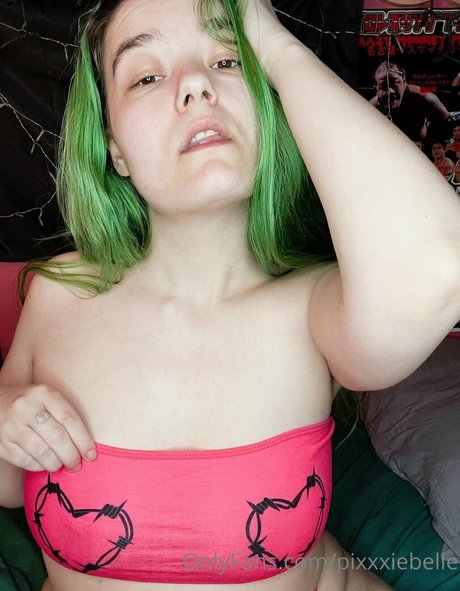 pixxxiebelle perfekte pornostar bild