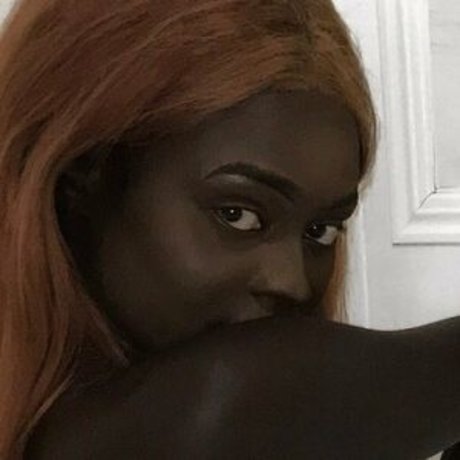 Anyang Deng porno perfekte fotos
