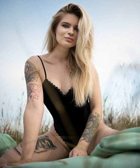 Iris A hd pornographische galerie