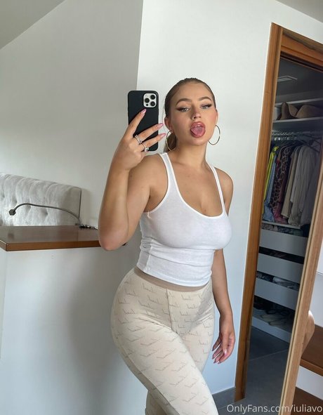 iuliavo porno schöne galerien