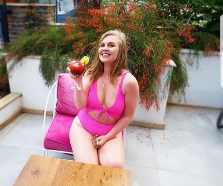 The Try Channel porno kunst bild