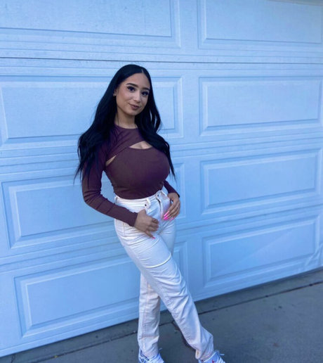 dessous-onlyfans top akt archiv