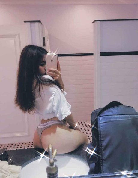 teen shemale onlyfans nackt erotische bild