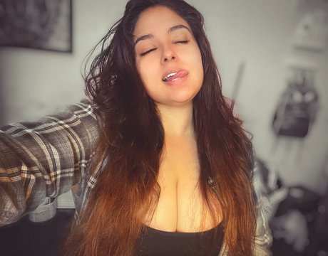 arabische milf onlyfans top hd bilder