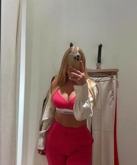 rothaarige spritzt nur fans schöne hübsche galerie