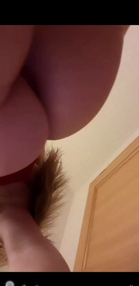 Yoly Lpda9 erotische kostenlose foto