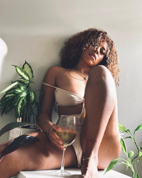 Giana Malise model galerie