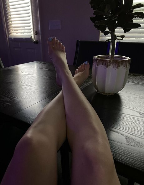 WaifuFeetMilk nacktheit porno foto