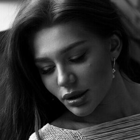 Svetlana Sinitsyna schöne porno fotos