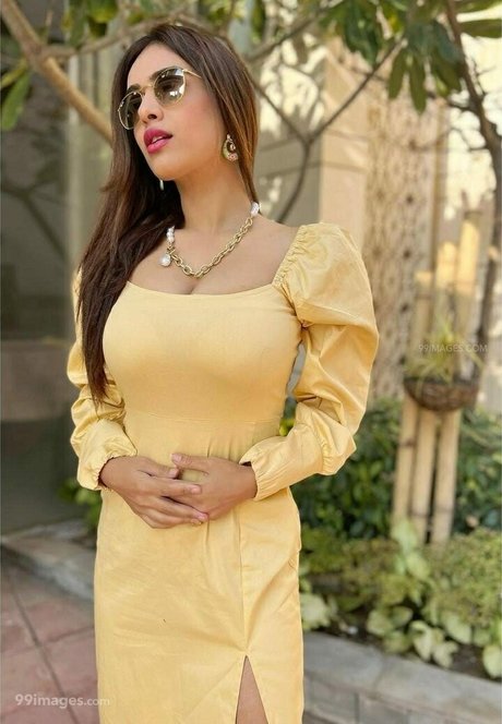 Neha Malik xxx pornostar bild