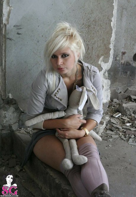 Joejo SG nacktheit freie bilder