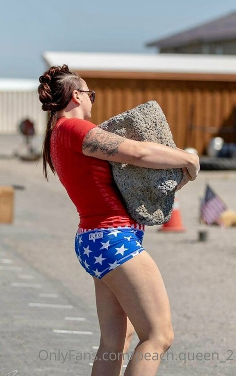 Peach Queen 2 schauspielerin heiße foto