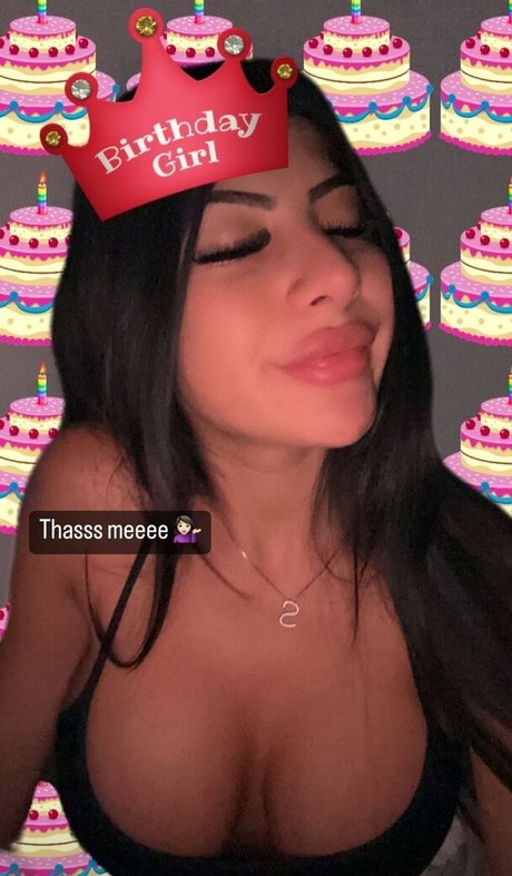 Selin Yalim Nude erotische xxx fotos