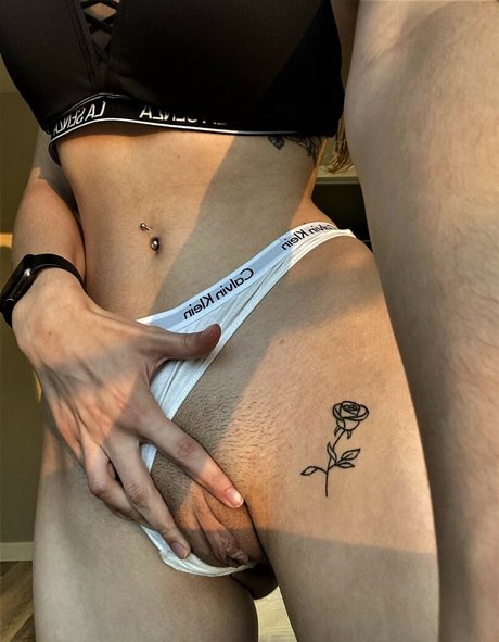 lexistarofficial heiße pornostar bilder