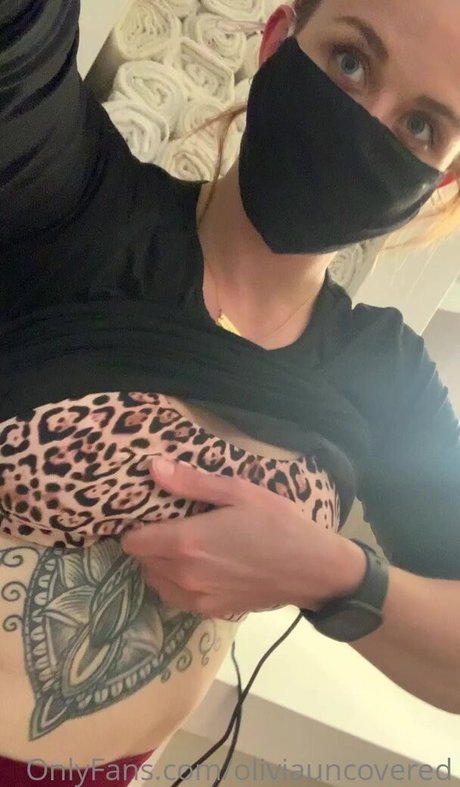 Olivia Hale pornostar galerie