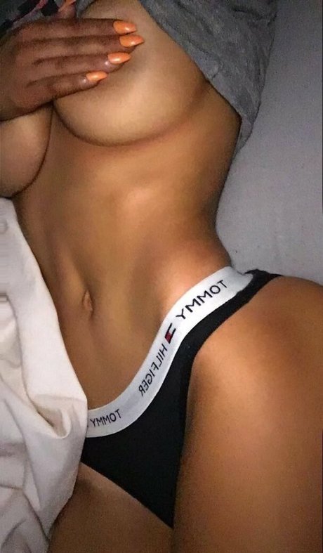 Ishavalentinaxx nackt erotische fotos